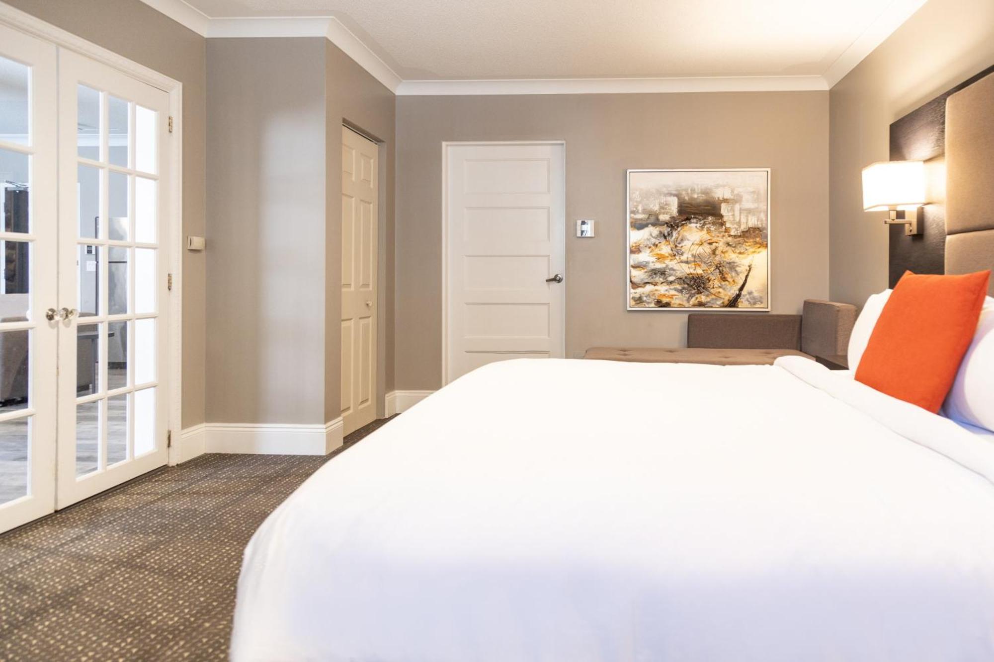 Crowne Plaza Fredericton Lord Beaverbrook By Ihg Exteriör bild
