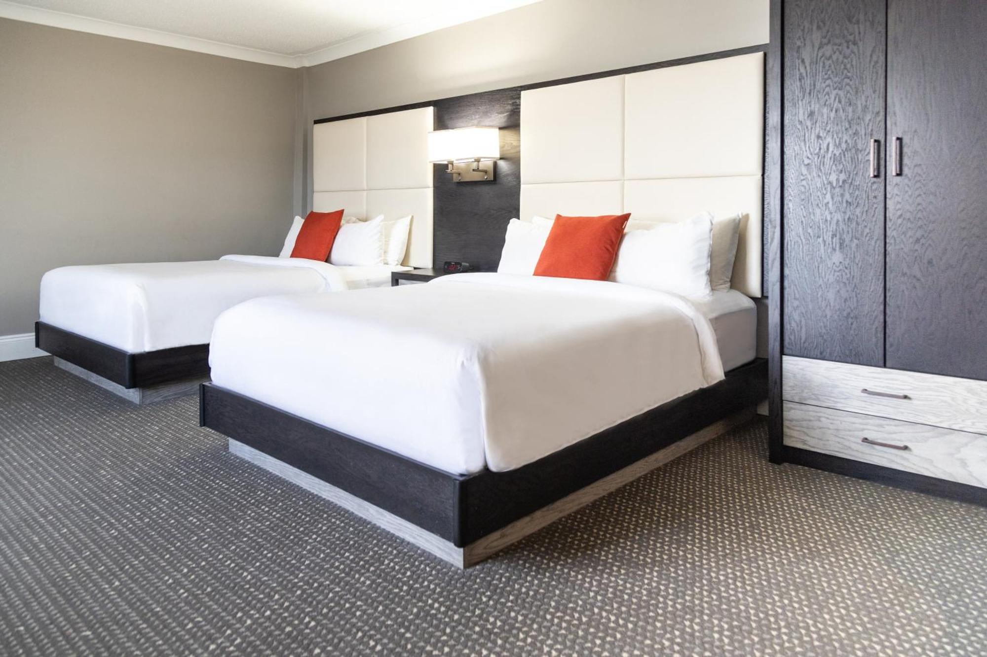 Crowne Plaza Fredericton Lord Beaverbrook By Ihg Exteriör bild
