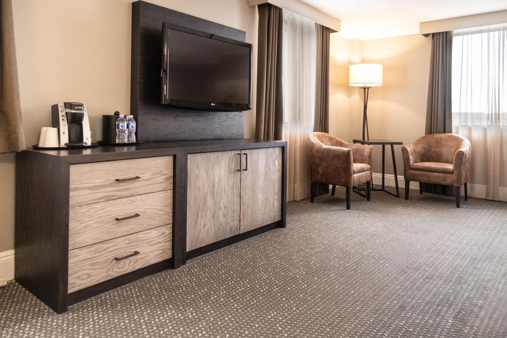 Crowne Plaza Fredericton Lord Beaverbrook By Ihg Exteriör bild