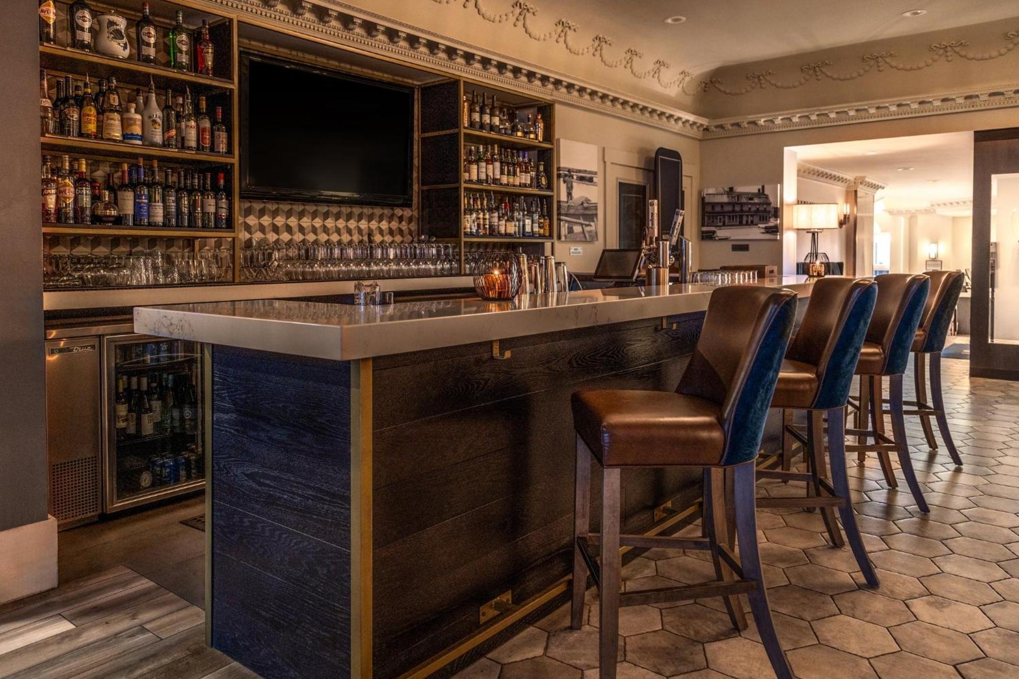 Crowne Plaza Fredericton Lord Beaverbrook By Ihg Exteriör bild